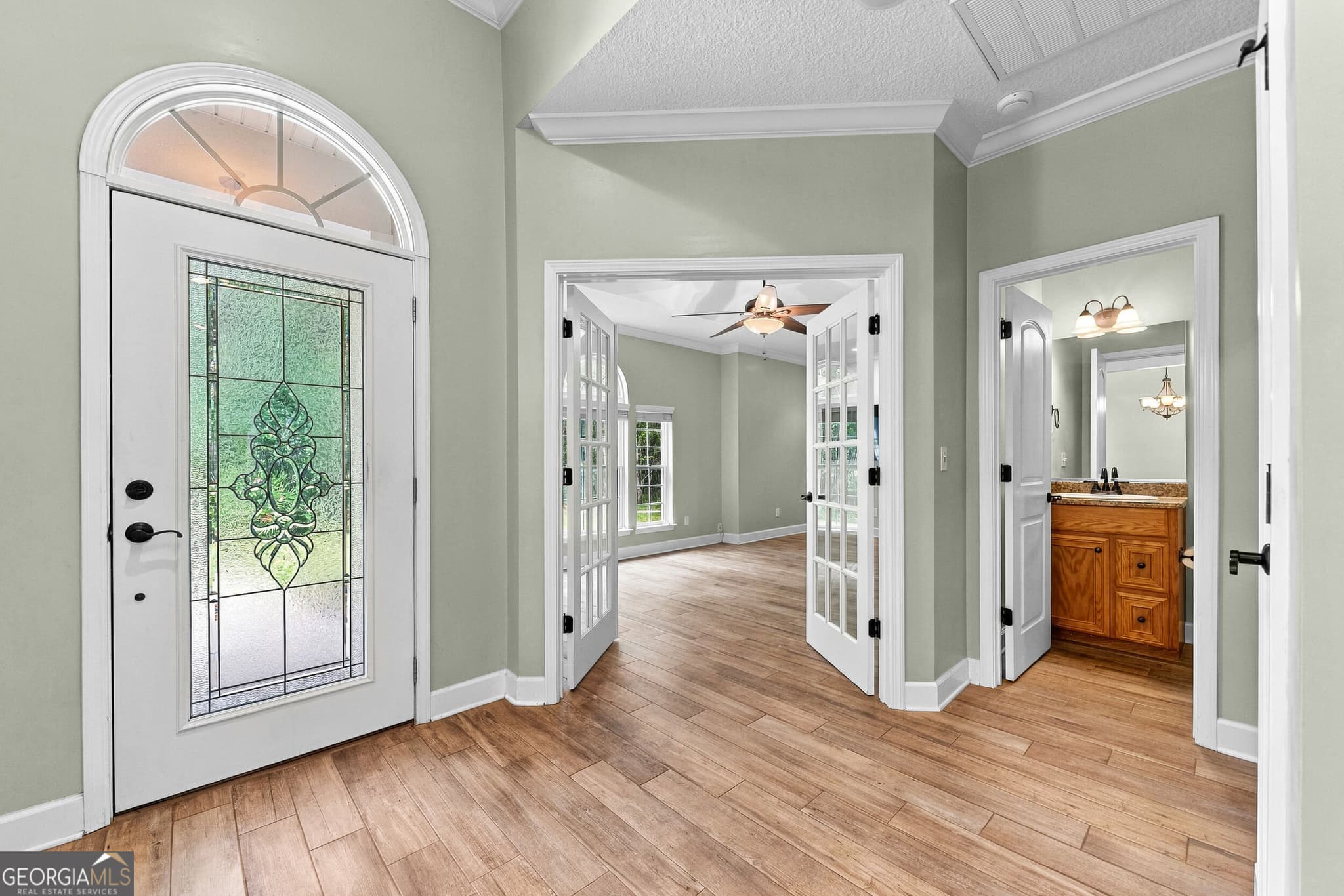 4 bedroom, 3 bathroom, 2,196 sq ft single family residence for sale at 47 Sandy Bottom Court, Kingsland, GA 31548 — photo 4