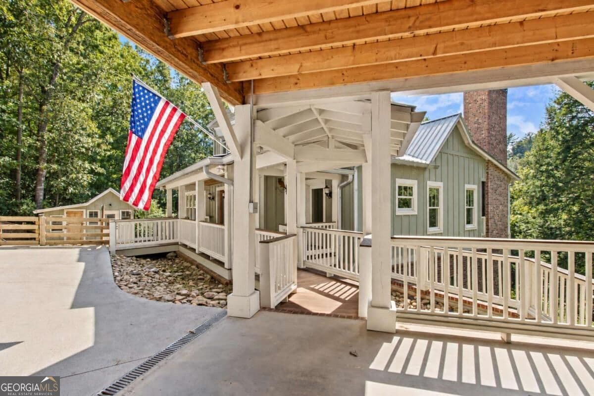 5 bedroom, 3.5 bathroom single family residence for sale at 224 River Rock Drive, Dahlonega, GA 30533 — photo 4