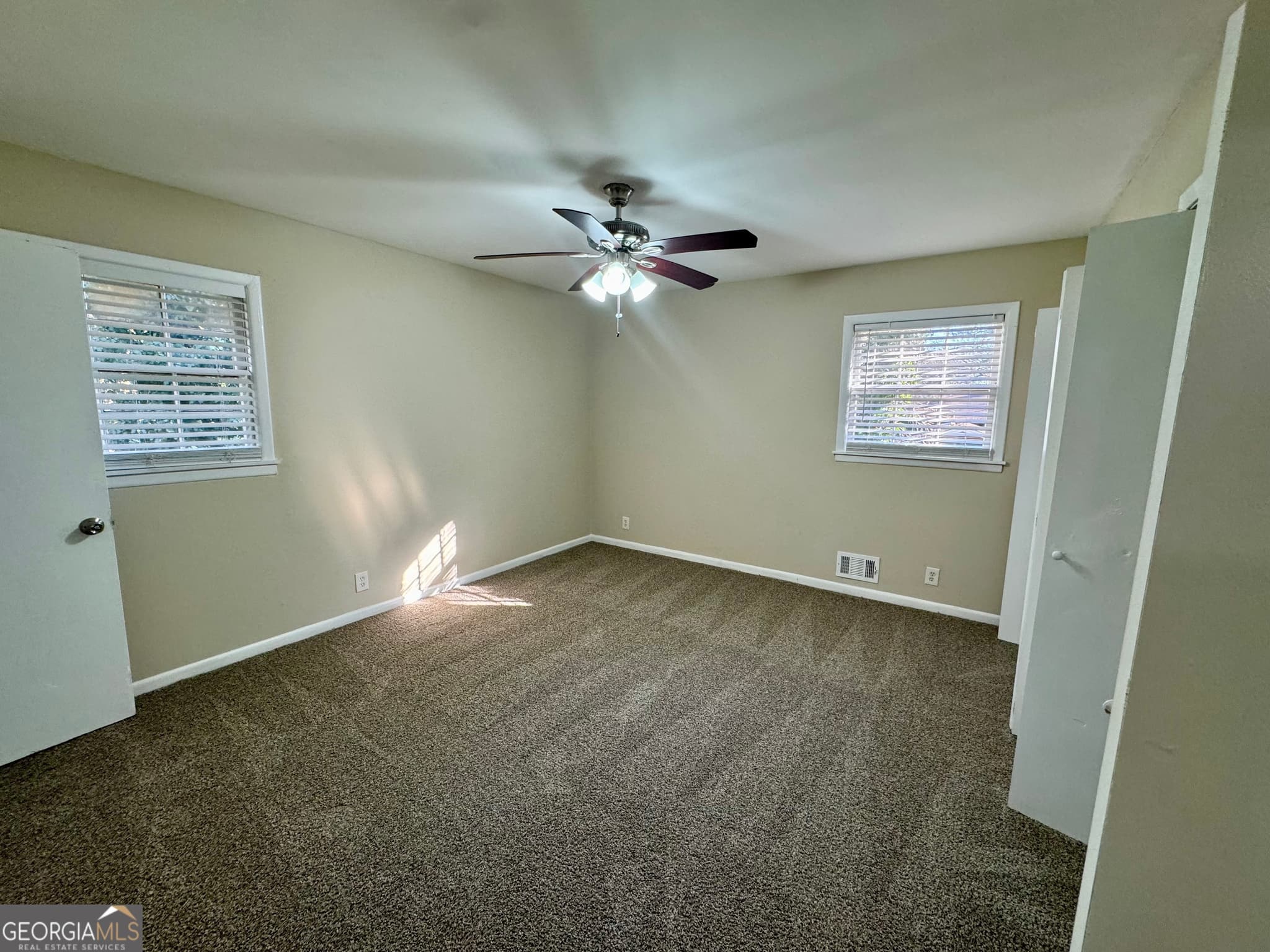 5 bedroom, 2 bathroom, 2,243 sq ft single family residence for sale at 1965 Rollingwood Drive, Atlanta, GA 30316 — photo 10