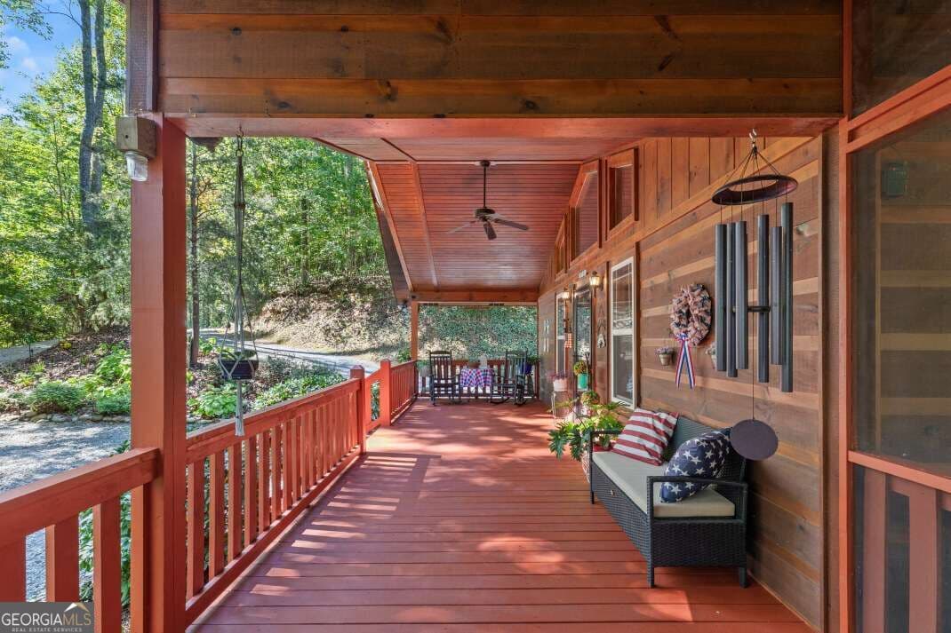 2 bedroom, 2.5 bathroom, 2,016 sq ft cabin,single family residence for sale at 327 Eagles Nest Lane, Blue Ridge, GA 30513 — photo 2