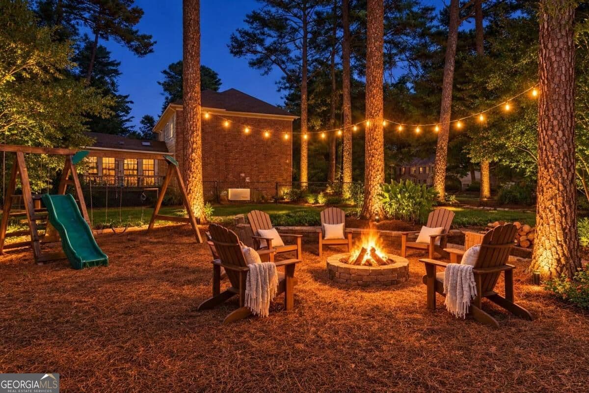 4 bedroom, 2.5 bathroom, 2,726 sq ft single family residence for sale at 724 Lanford Springs Drive, Lilburn, GA 30047 — photo 5