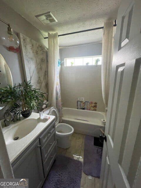 3 bedroom, 2.5 bathroom, 1,627 sq ft single family residence for sale at 2436 Stratford Court, Decatur, GA 30035 — photo 7