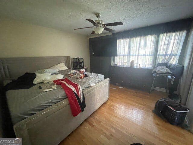 3 bedroom, 2.5 bathroom, 1,627 sq ft single family residence for sale at 2436 Stratford Court, Decatur, GA 30035 — photo 5
