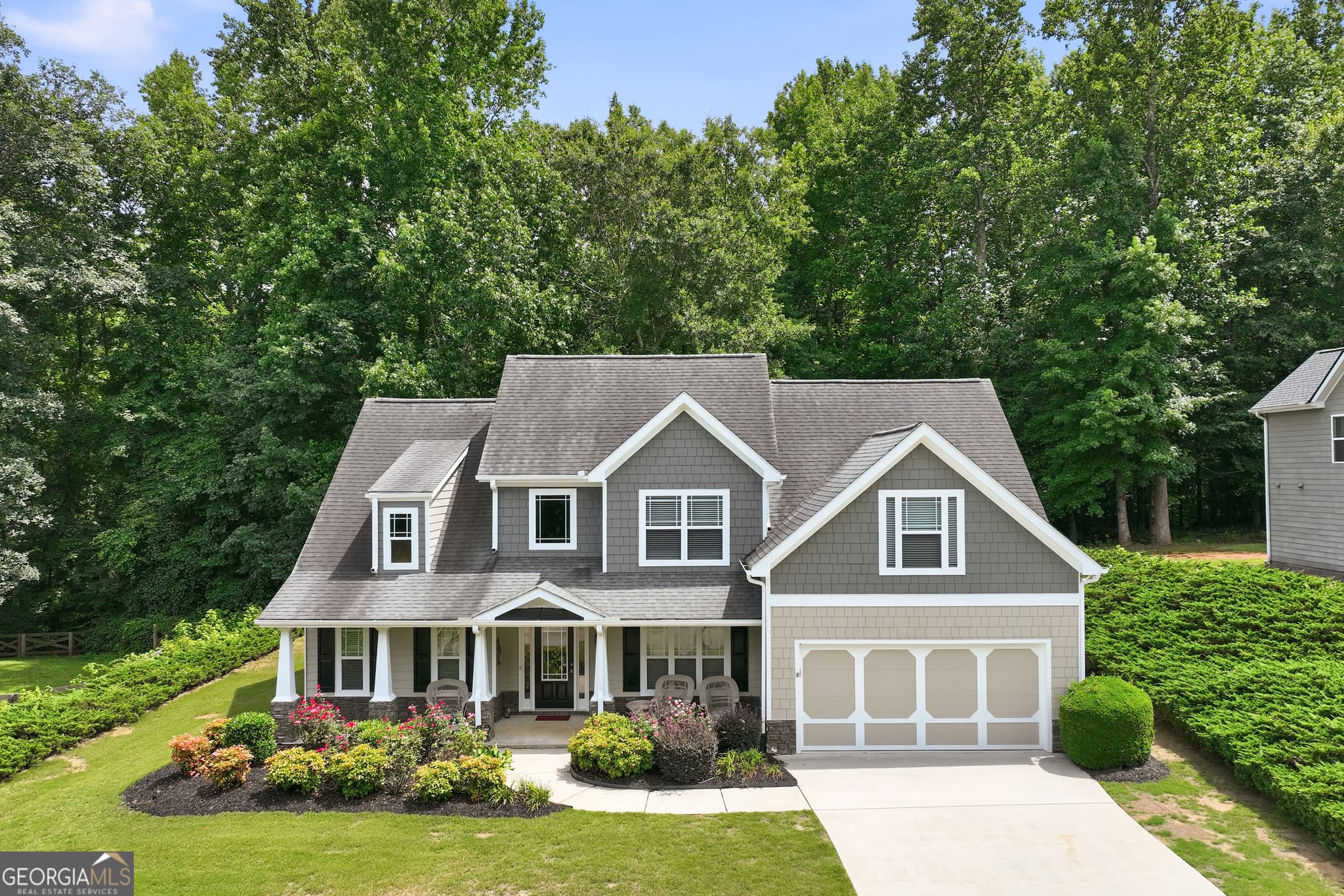 4 bedroom, 2.5 bathroom, 2,689 sq ft single family residence for sale at 5511 Woodstream Court, Gainesville, GA 30507 — photo 3