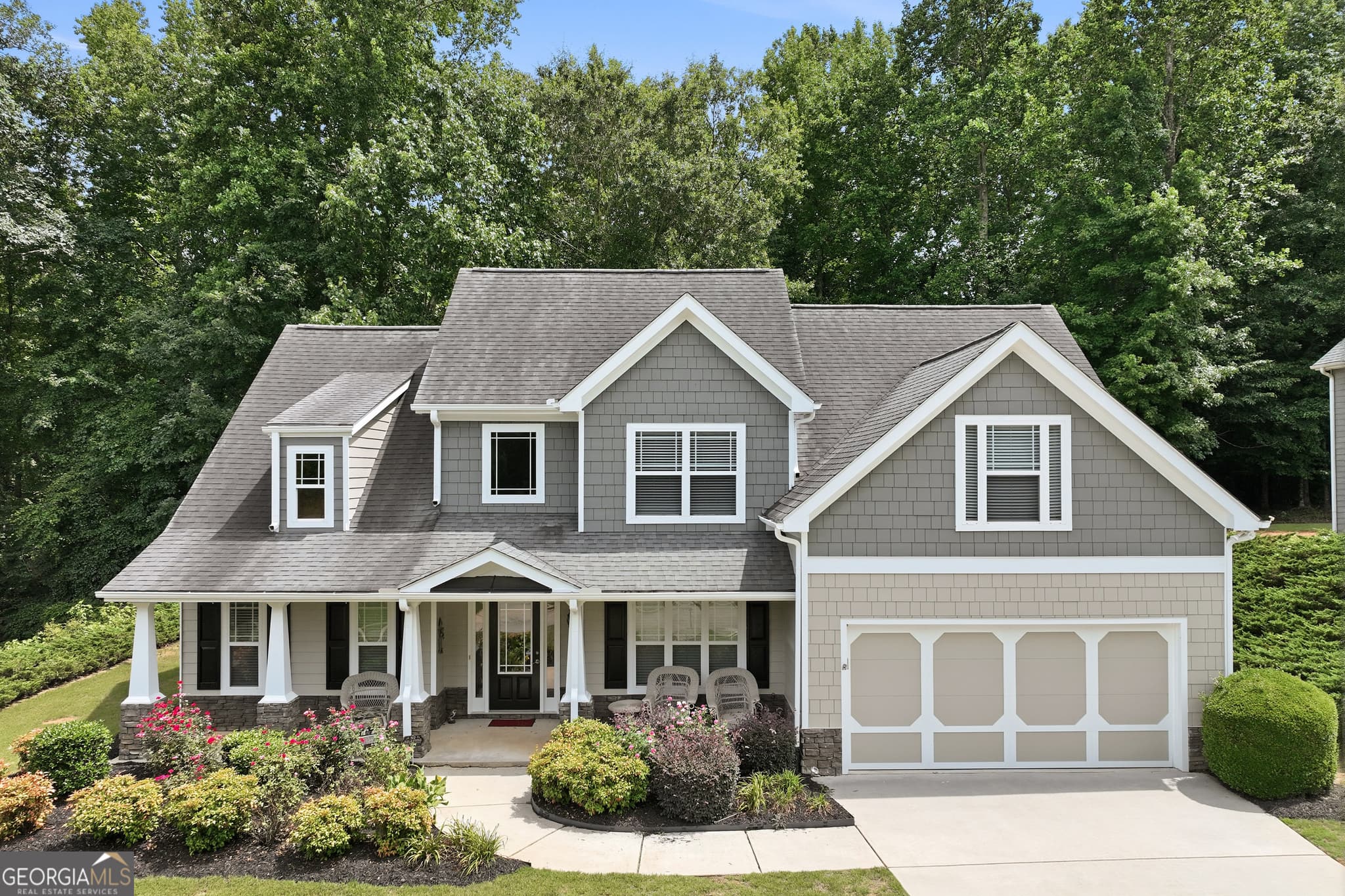 4 bedroom, 2.5 bathroom, 2,689 sq ft single family residence for sale at 5511 Woodstream Court, Gainesville, GA 30507