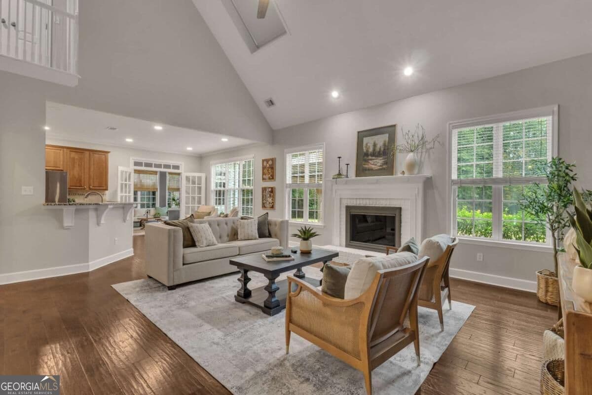 4 bedroom, 3.5 bathroom, 2,936 sq ft single family residence for sale at 241 Otter Circle, Fayetteville, GA 30215 — photo 6