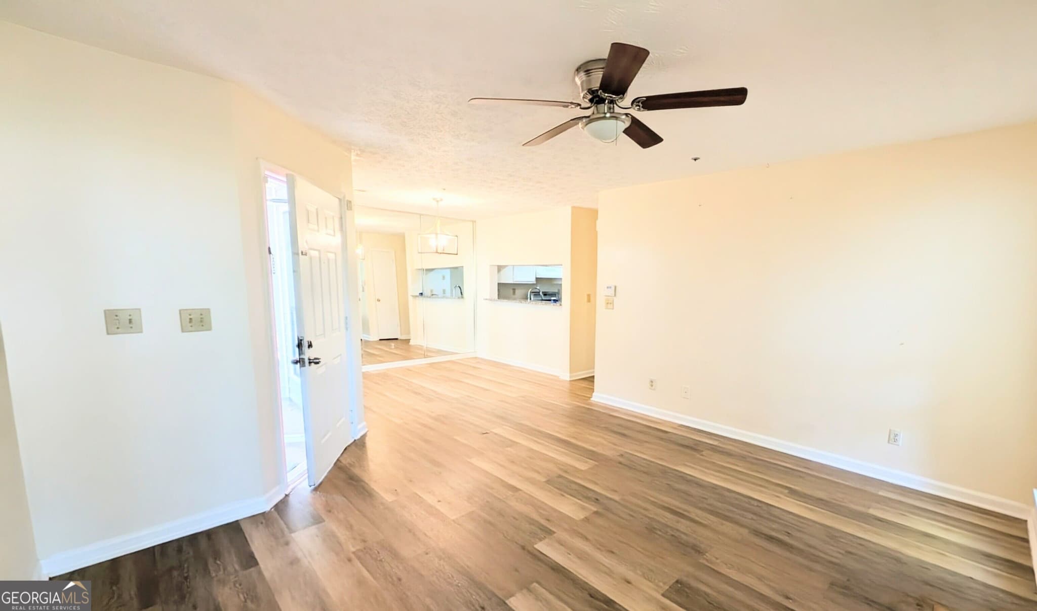 3 bedroom, 2 bathroom, 1,060 sq ft condominium for sale at 761 Windchase Lane, Stone Mountain, GA 30083 — photo 7
