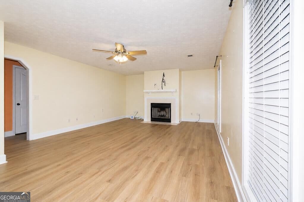 4 bedroom, 3 bathroom, 1,908 sq ft single family residence under contract at 5008 Hidden Hills Court, Columbus, GA 31909 — photo 7