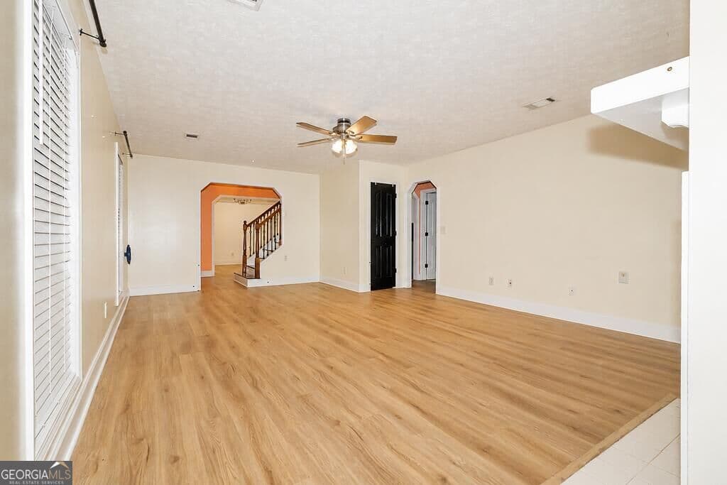 4 bedroom, 3 bathroom, 1,908 sq ft single family residence under contract at 5008 Hidden Hills Court, Columbus, GA 31909 — photo 8