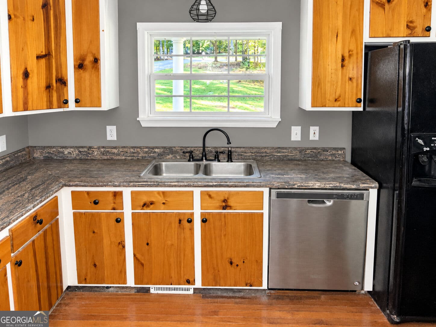 3 bedroom, 3 bathroom, 3,015 sq ft single family residence for sale at 3027 Mccomb Court, Milledgeville, GA 31061 — photo 8