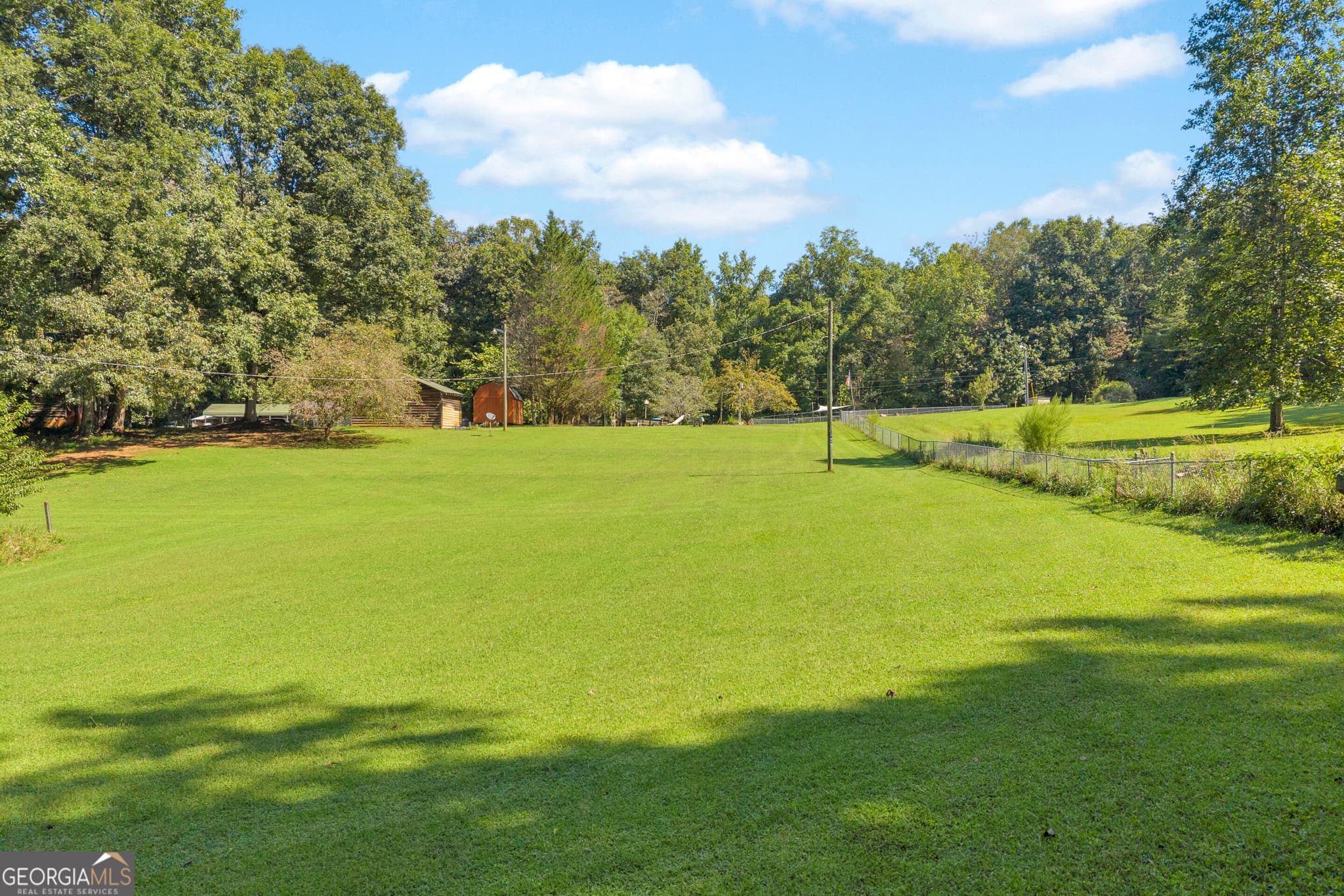 3 bedroom, 2 bathroom, 1,476 sq ft cabin,single family residence for sale at 235 Evans Drive, Cleveland, GA 30528 — photo 6