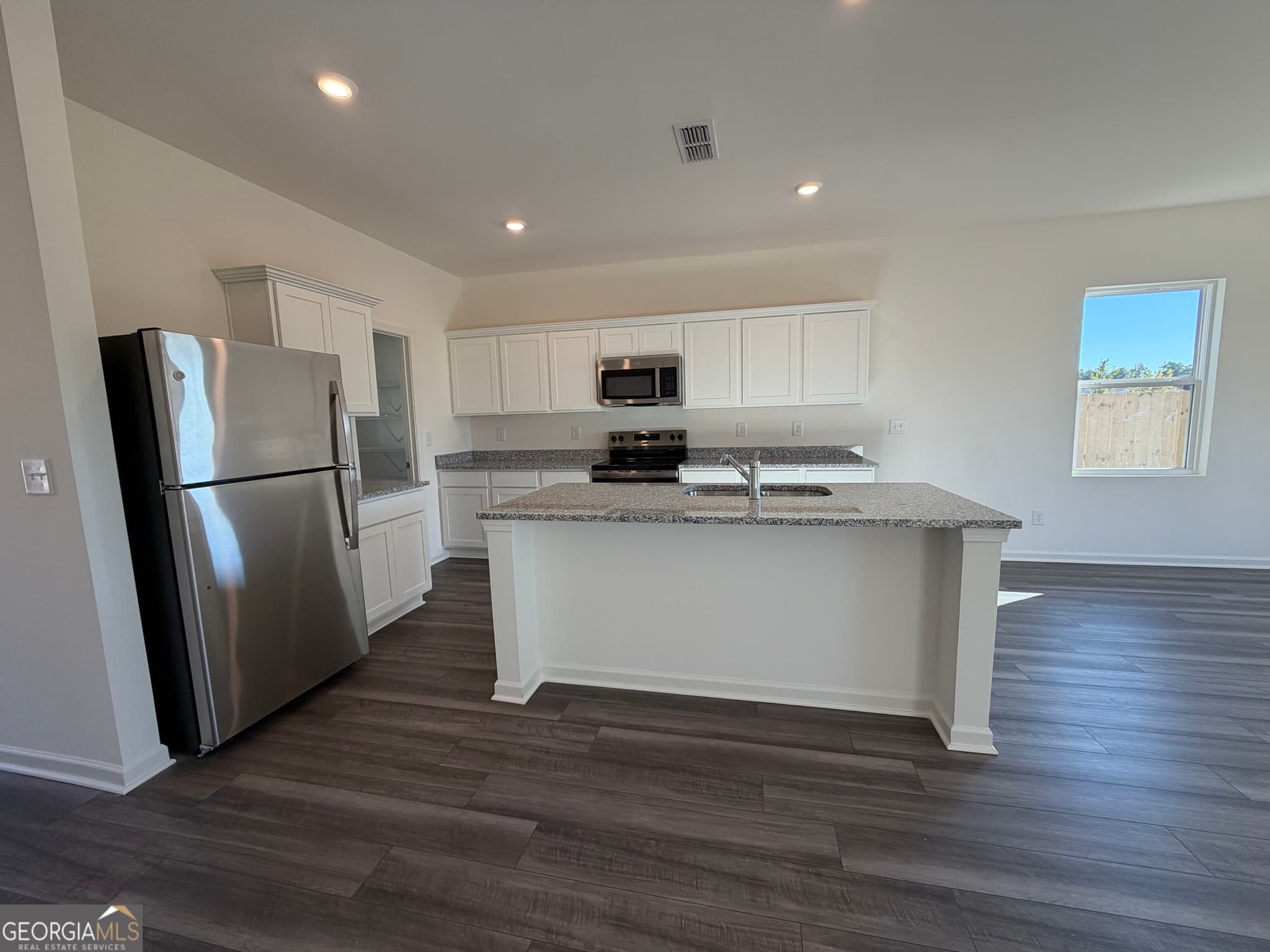 4 bedroom, 2.5 bathroom single family residence for sale at 112 Maison Drive, Mcdonough, GA 30253 — photo 4