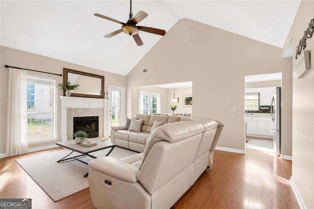 3 bedroom, 2 bathroom, 1,462 sq ft single family residence for sale at 705 Allens Landing Drive, Lawrenceville, GA 30045 — photo 7