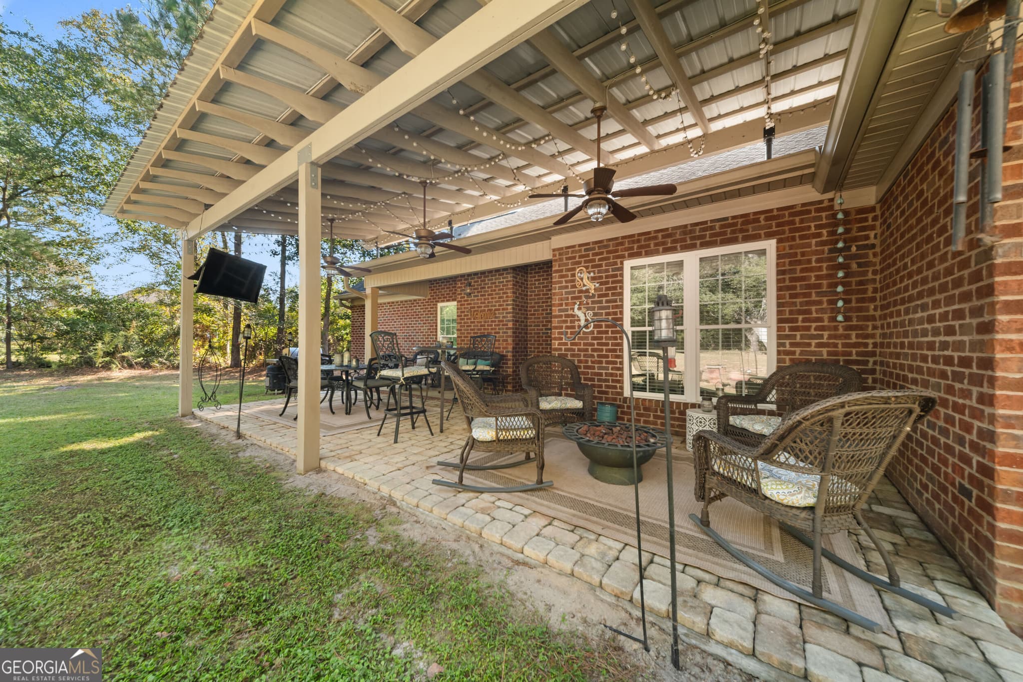 3 bedroom, 3 bathroom, 2,198 sq ft single family residence for sale at 602 W Mica Court, Statesboro, GA 30461 — photo 3