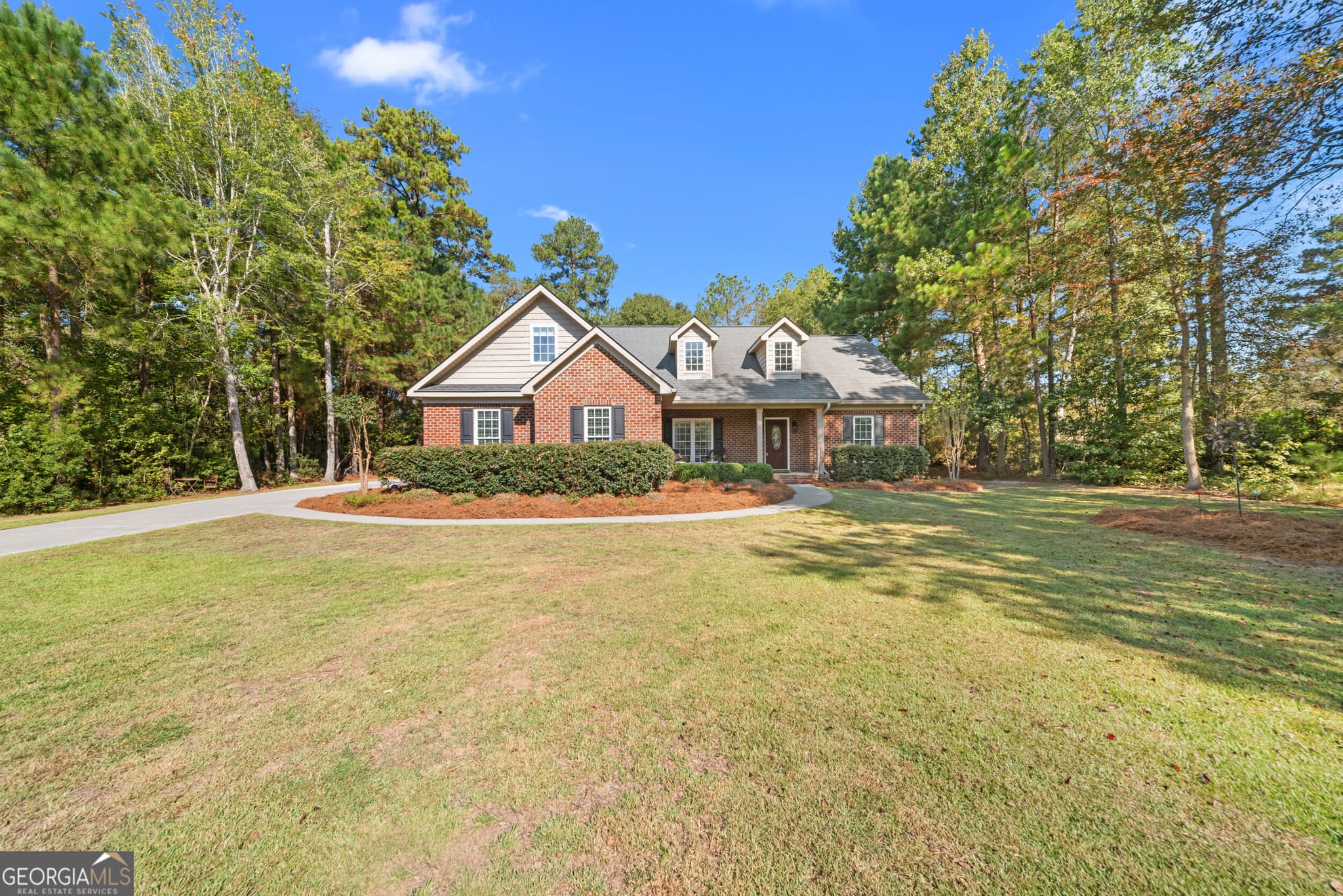 3 bedroom, 3 bathroom, 2,198 sq ft single family residence for sale at 602 W Mica Court, Statesboro, GA 30461