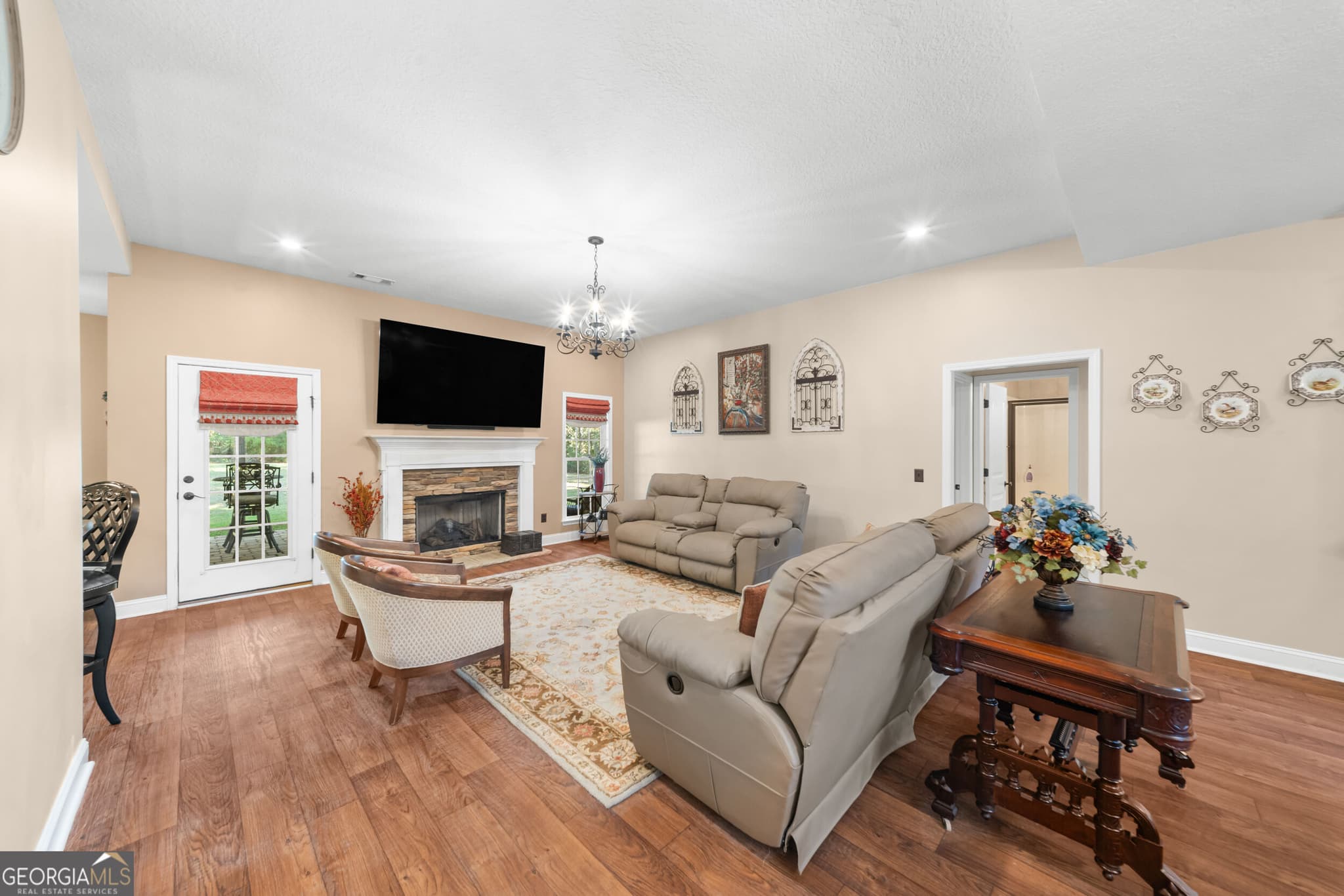 3 bedroom, 3 bathroom, 2,198 sq ft single family residence for sale at 602 W Mica Court, Statesboro, GA 30461 — photo 10