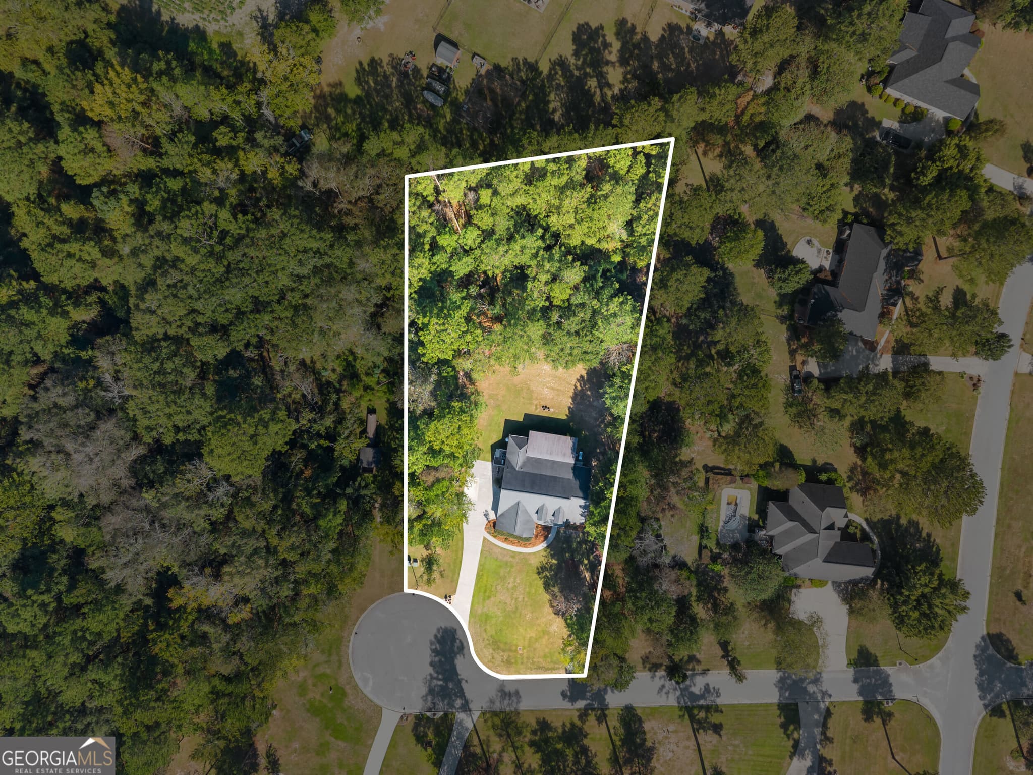 3 bedroom, 3 bathroom, 2,198 sq ft single family residence for sale at 602 W Mica Court, Statesboro, GA 30461 — photo 4