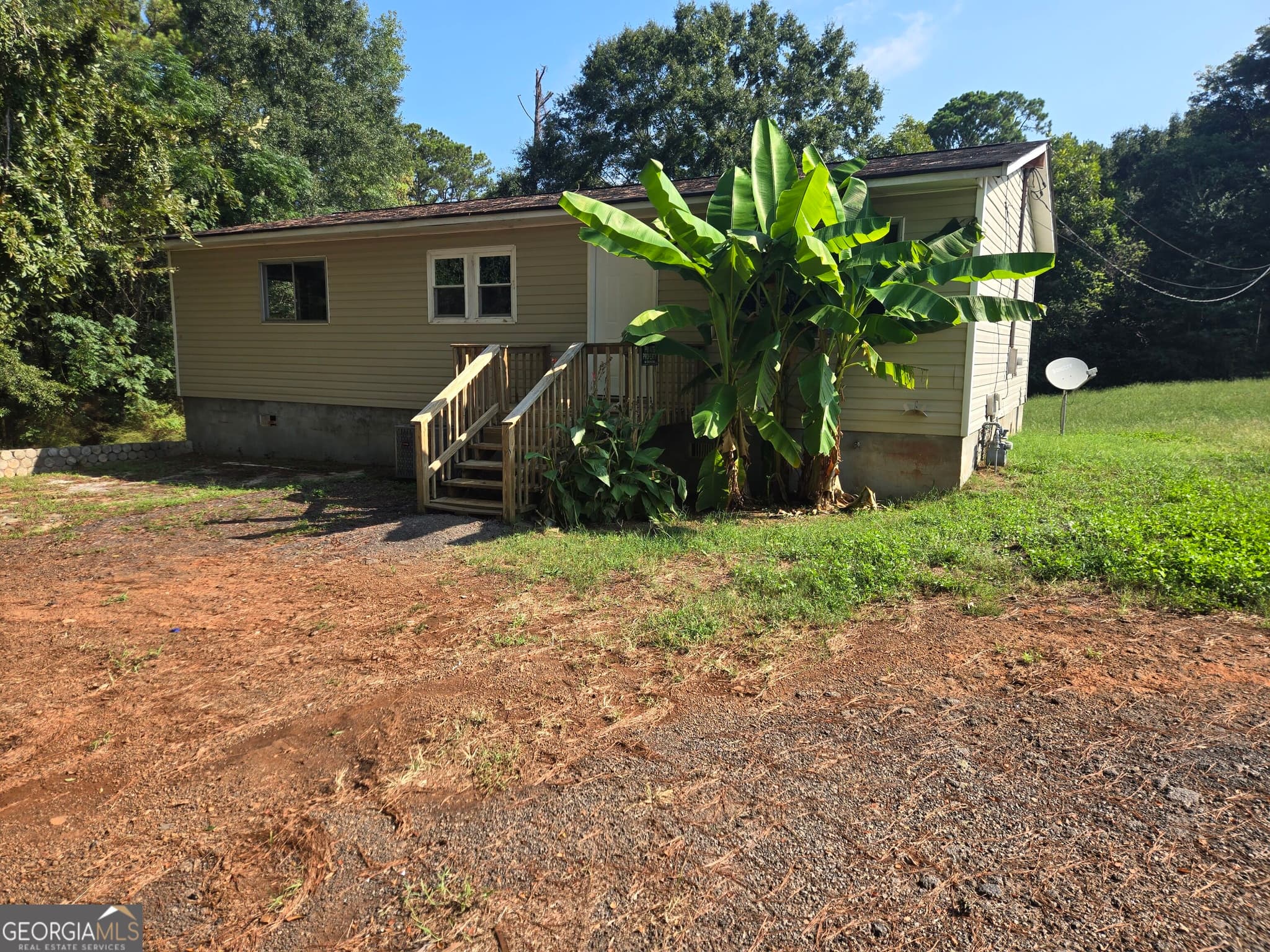3 bedroom, 1 bathroom, 1,056 sq ft manufactured home,single family residence for rent at 3836 Rex Circle, Rex, GA 30273 for $1,500 a month