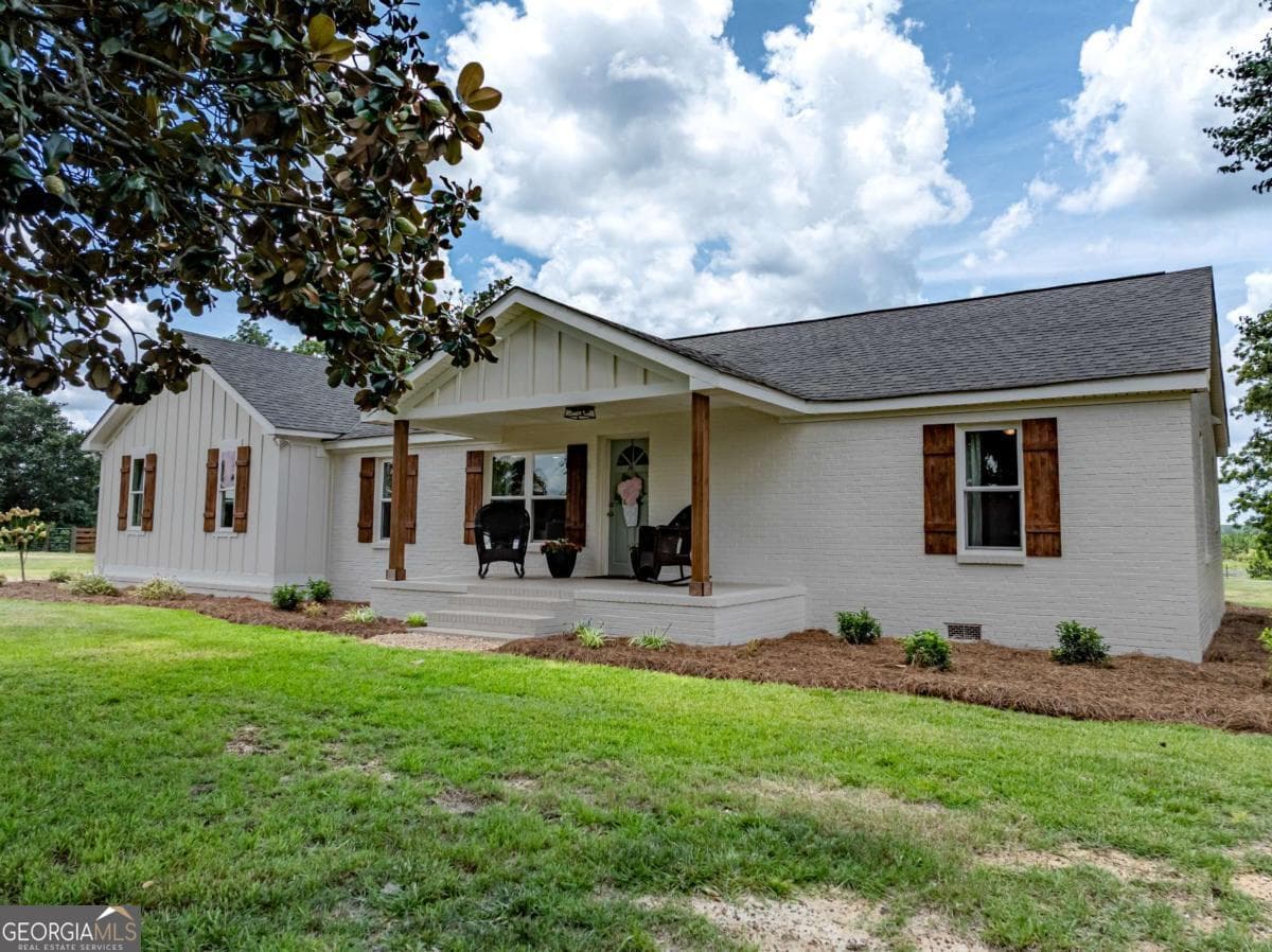 2 bedroom, 2 bathroom, 2,006 sq ft single family residence for sale at 950 Crawley Road N/A, Omega, GA 31775 — photo 2