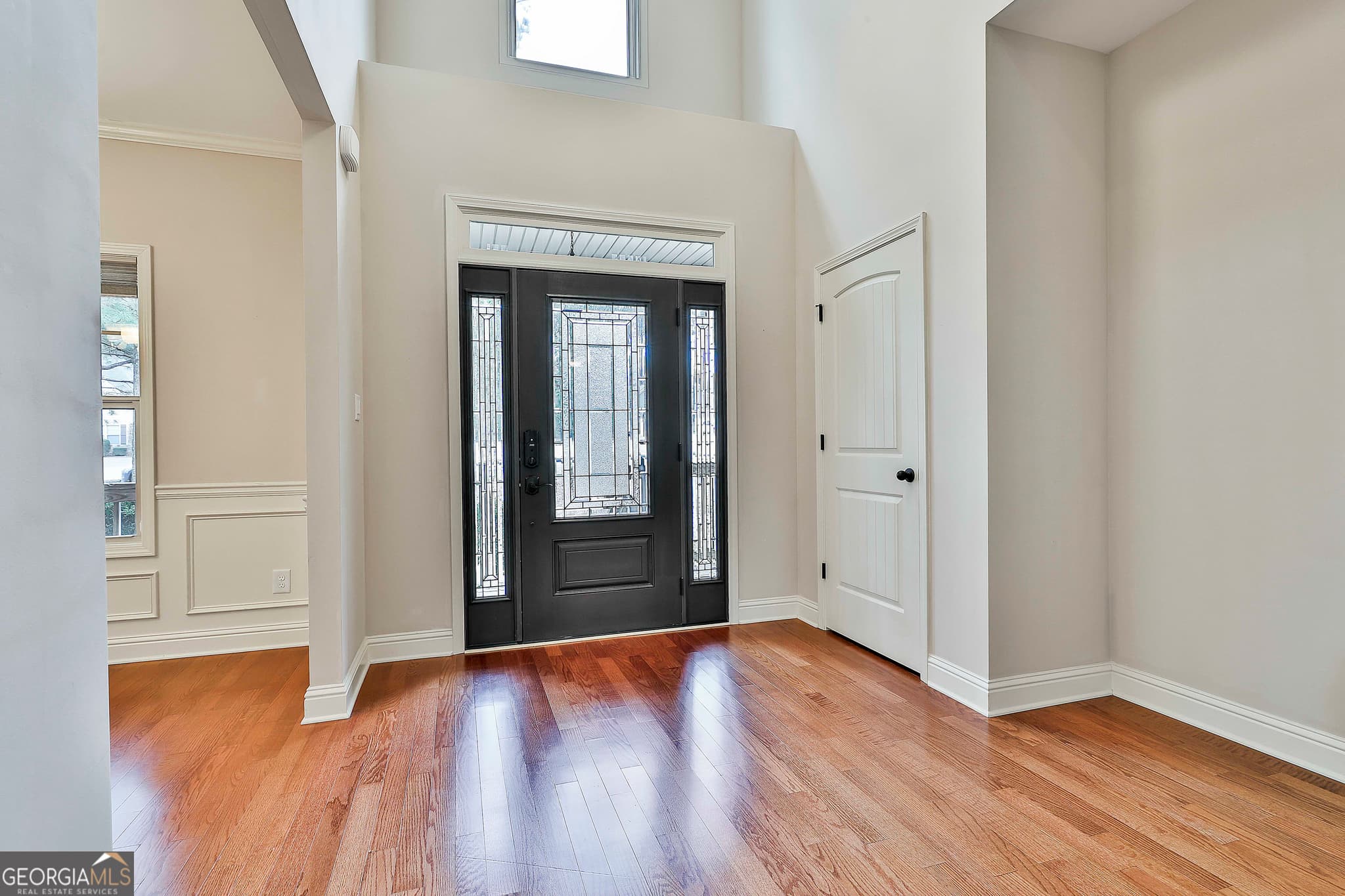 4 bedroom, 3 bathroom, 3,477 sq ft single family residence for sale at 120 Meadow View Glen, Newnan, GA 30265 — photo 9
