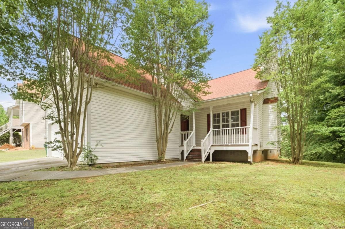 4 bedroom, 2.5 bathroom, 1,624 sq ft single family residence sold at 1358 Adairsvl Pleasant Vly Road, Adairsville, GA 30103