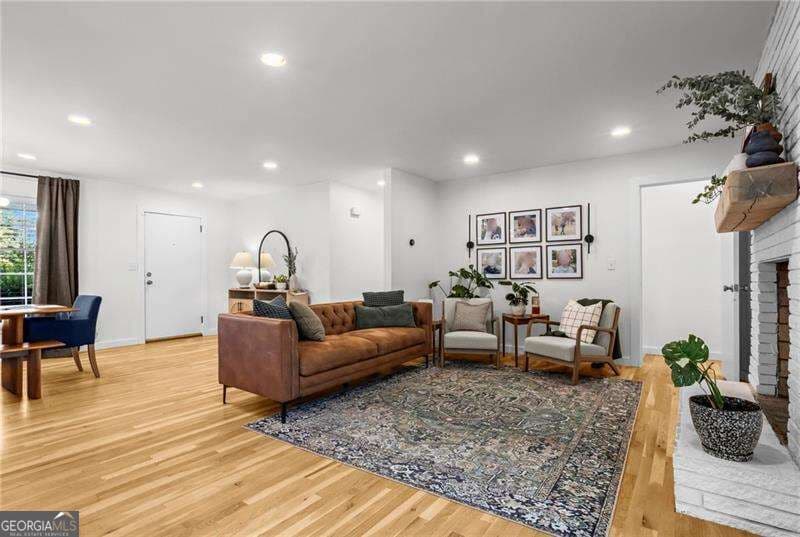 4 bedroom, 3.5 bathroom, 3,005 sq ft single family residence for sale at 4000 N Cooper Lake Road, Smyrna, GA 30082 — photo 5