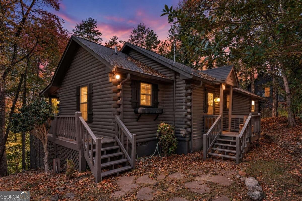 3 bedroom, 2 bathroom, 1,084 sq ft cabin,single family residence for sale at 1265 Walnut Ridge, Ellijay, GA 30536