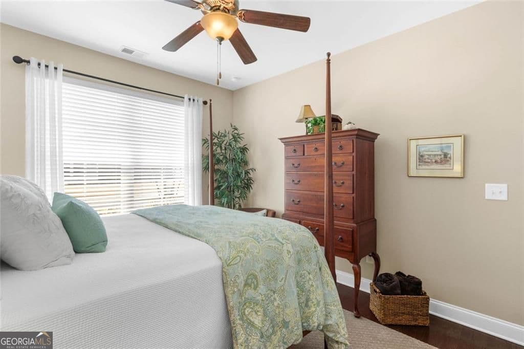 4 bedroom, 3.5 bathroom, 2,482 sq ft single family residence for sale at 559 Bishopton Street, Grayson, GA 30017 — photo 7