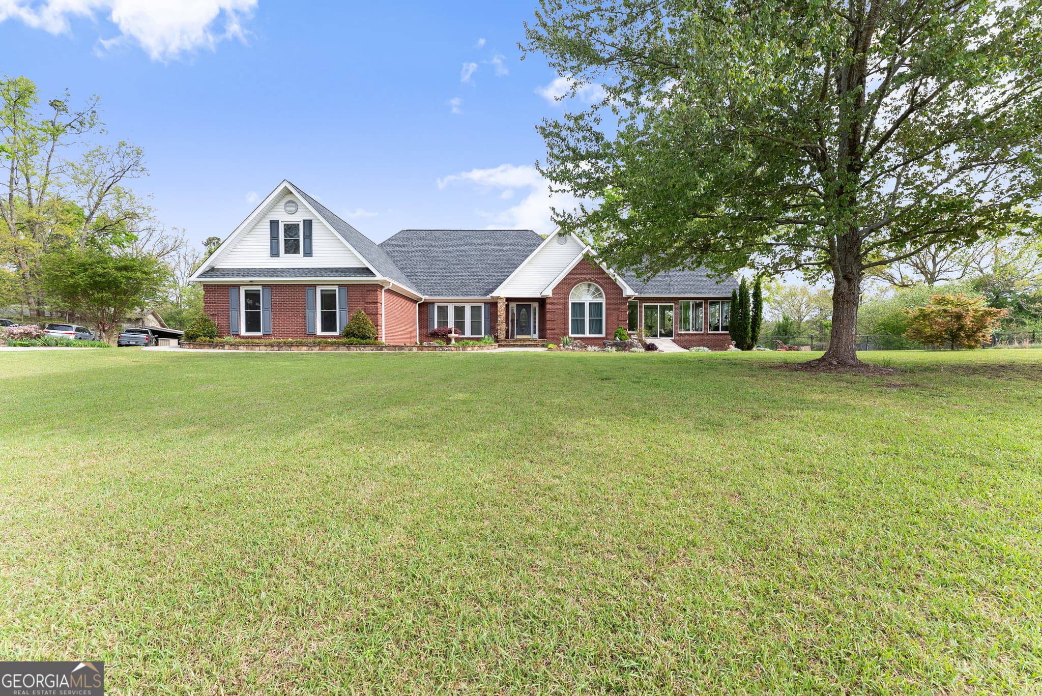 5 bedroom, 3 bathroom, 4,182 sq ft single family residence for sale at 4841 Cobb Griffin Road, Gillsville, GA 30543 — photo 6