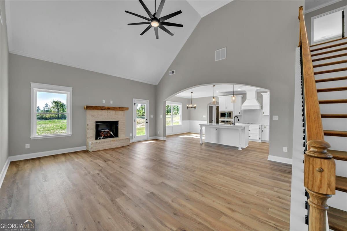 4 bedroom, 2.5 bathroom, 2,150 sq ft single family residence for sale at 438 Burlington Drive, Lizella, GA 31052 — photo 9