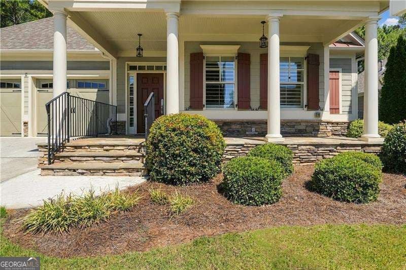 3 bedroom, 3.5 bathroom, 2,900 sq ft single family residence for sale at 3528 Serenade Commons, Kennesaw, GA 30152 — photo 3