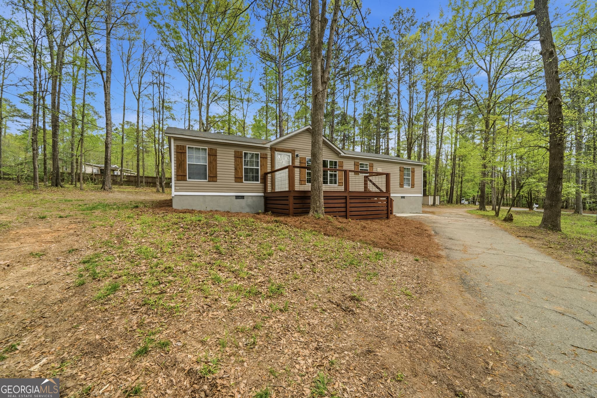 3 bedroom, 2 bathroom, 1,248 sq ft manufactured home,single family residence for sale at 279 Possum Point Drive, Eatonton, GA 31024 — photo 6