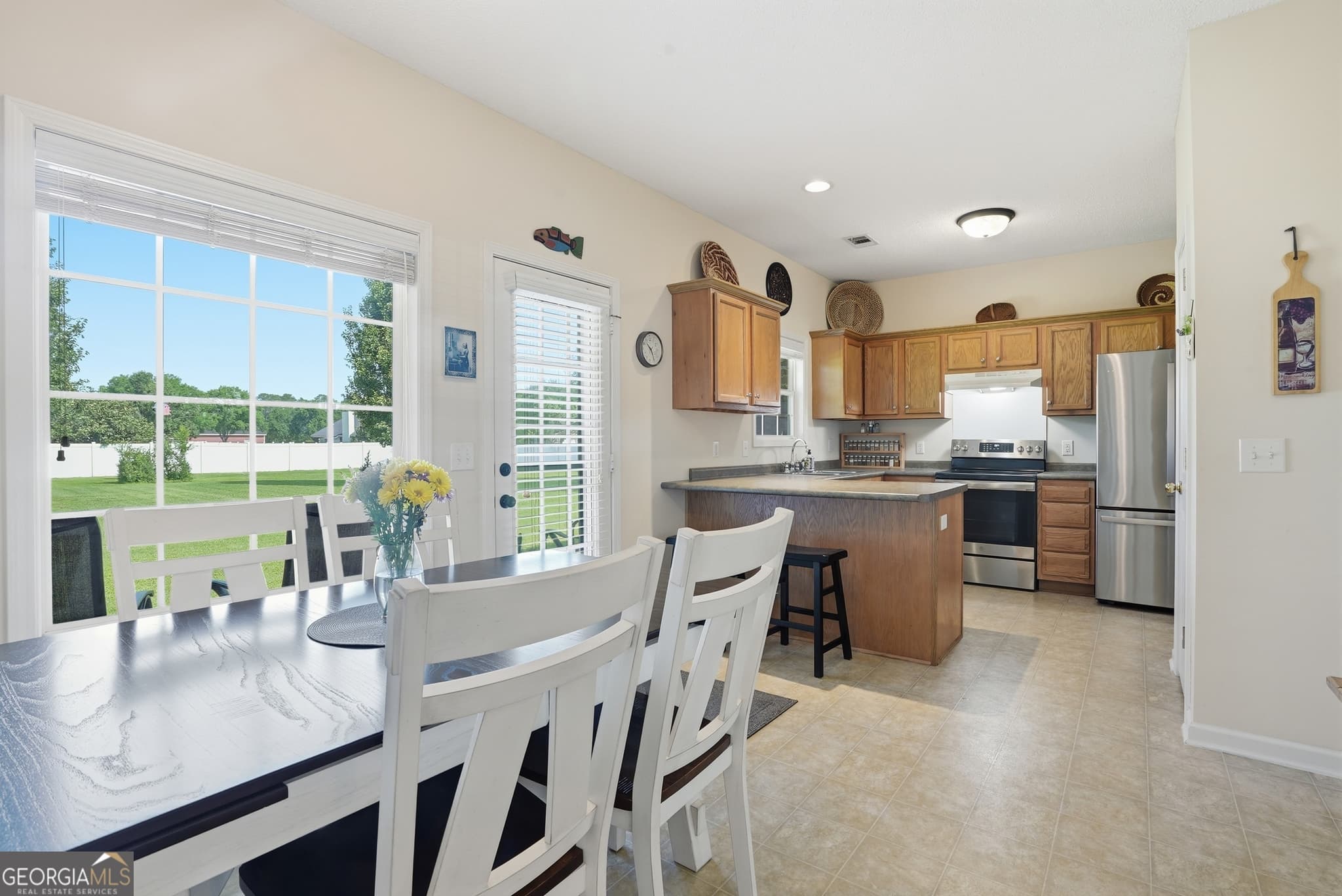 3 bedroom, 2 bathroom, 1,892 sq ft single family residence for sale at 402 Wrigley Field Drive, Guyton, GA 31312 — photo 5