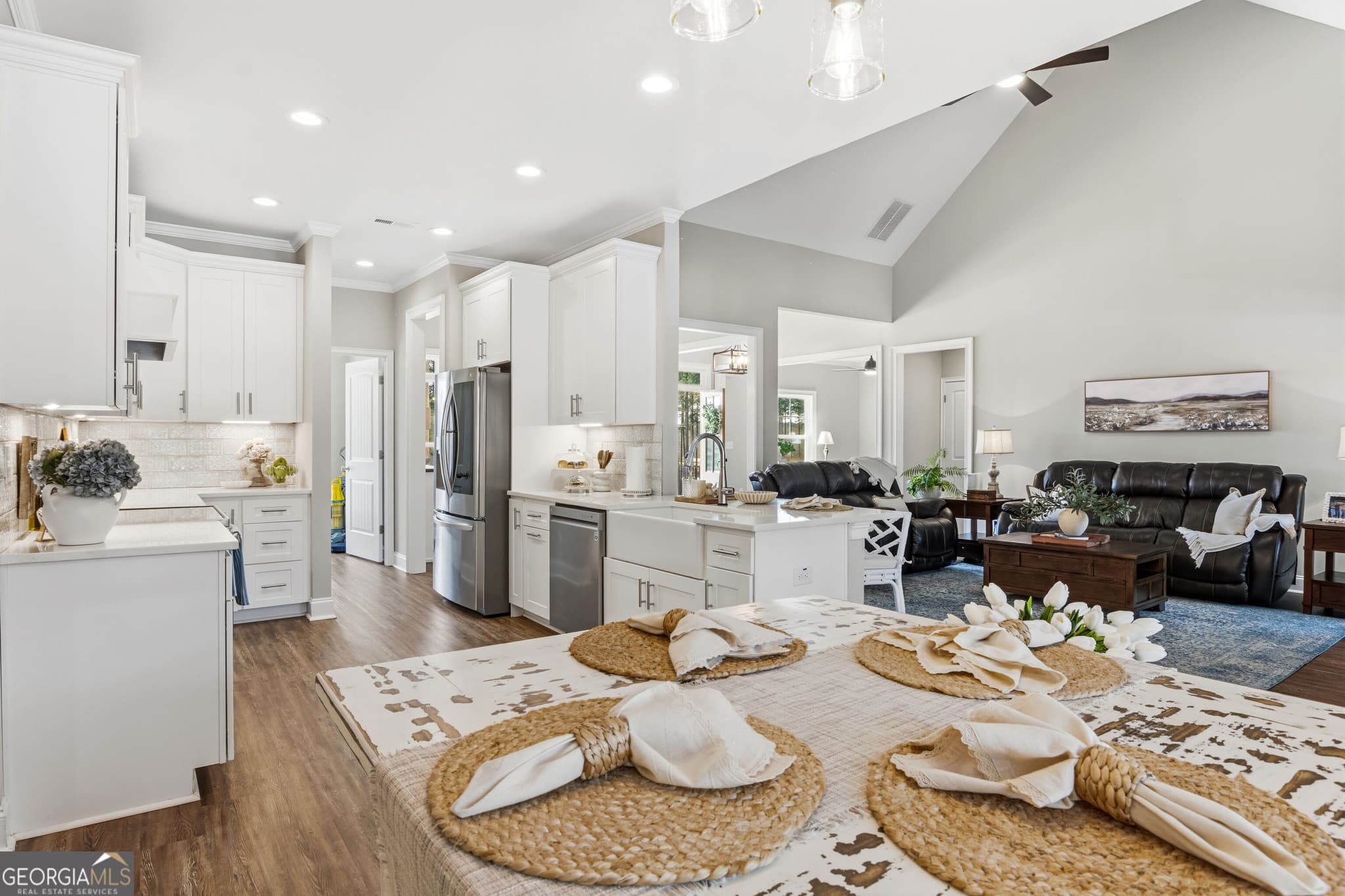3 bedroom, 3 bathroom, 2,265 sq ft single family residence for sale at 111 Bluewater Boulevard, Eatonton, GA 31024 — photo 8