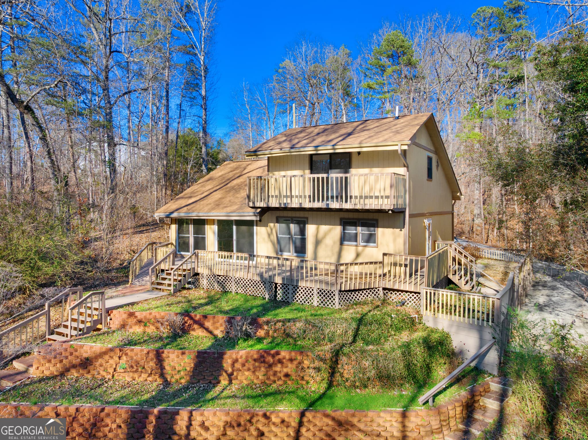 3 bedroom, 2 bathroom, 1,800 sq ft single family residence for sale at 251 Cherokee Drive, Fair Play, SC 29643