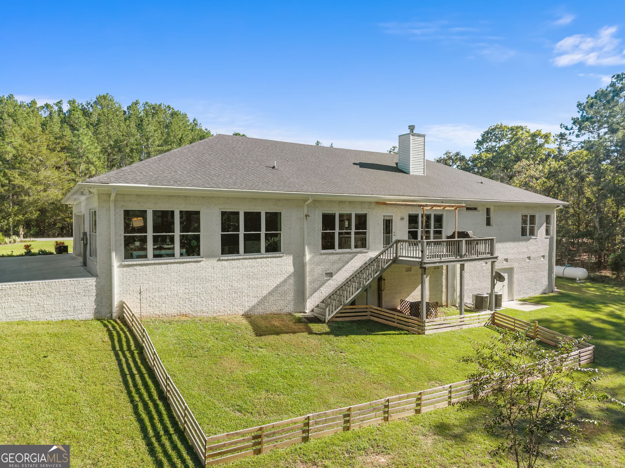 4 bedroom, 2.5 bathroom, 3,168 sq ft single family residence for sale at 128 Oak Ridge Drive, Statesboro, GA 30458 — photo 3