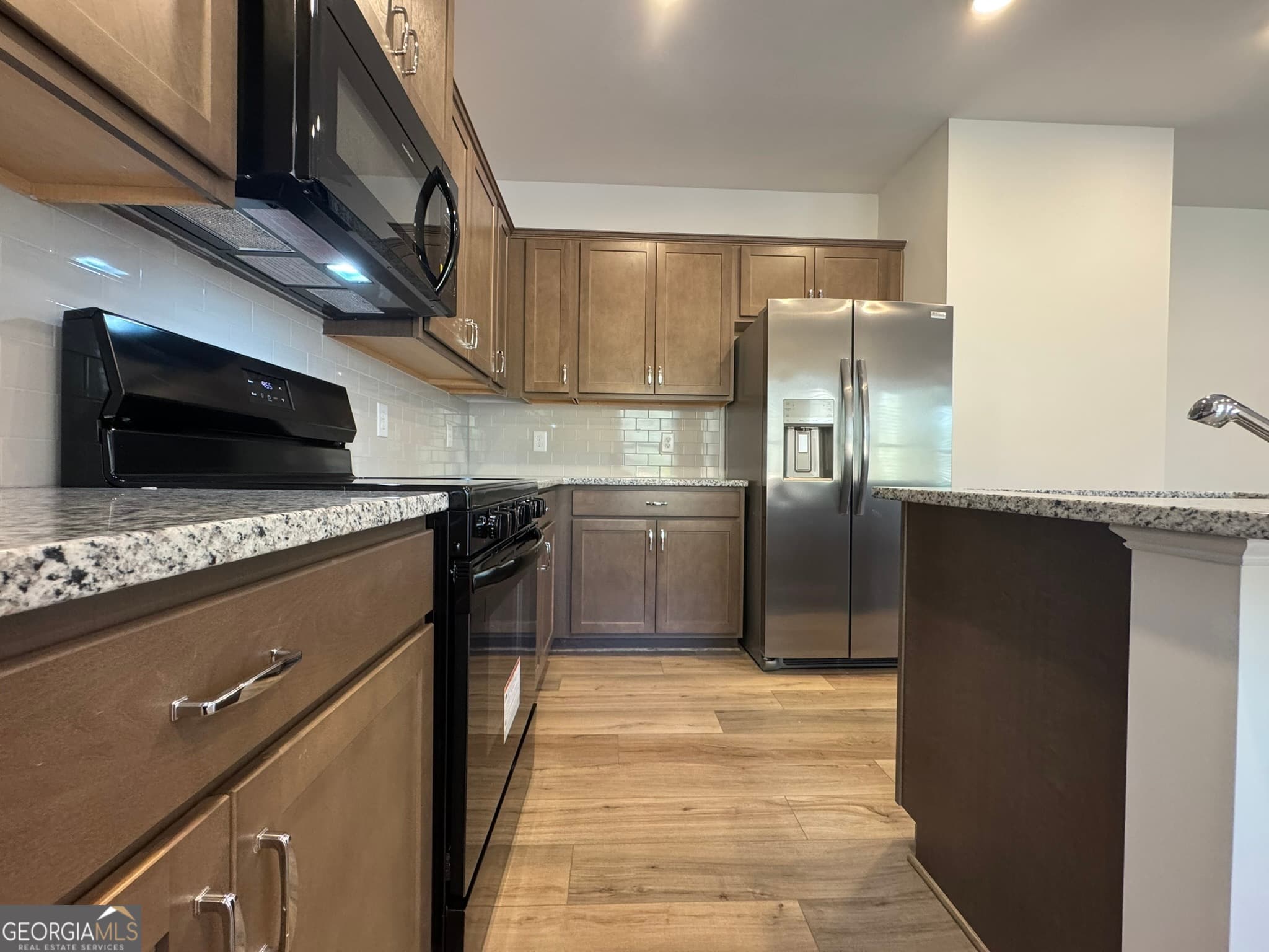 3 bedroom, 2.5 bathroom, 1,813 sq ft single family residence for rent at 190 Fair Oak Lane, Calhoun, GA 30701 for $1,995 a month — photo 10