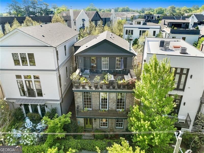 3 bedroom, 3.5 bathroom, 2,518 sq ft townhouse sold at 558 Bismark Road, Atlanta, GA 30324