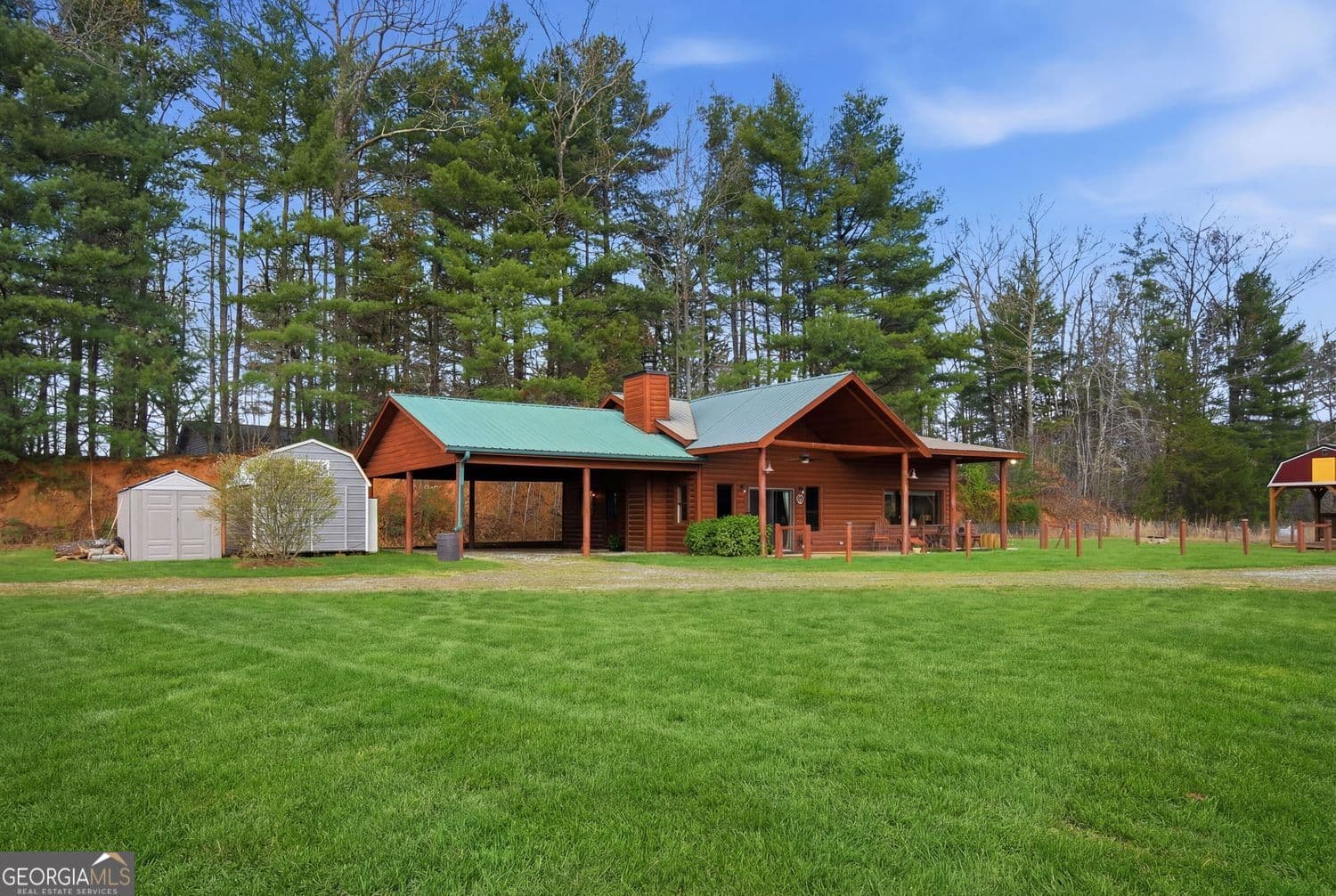 2 bedroom, 1 bathroom, 1,080 sq ft cabin,single family residence under contract at 12877 Appalachian Highway, Morganton, GA 30560 — photo 5