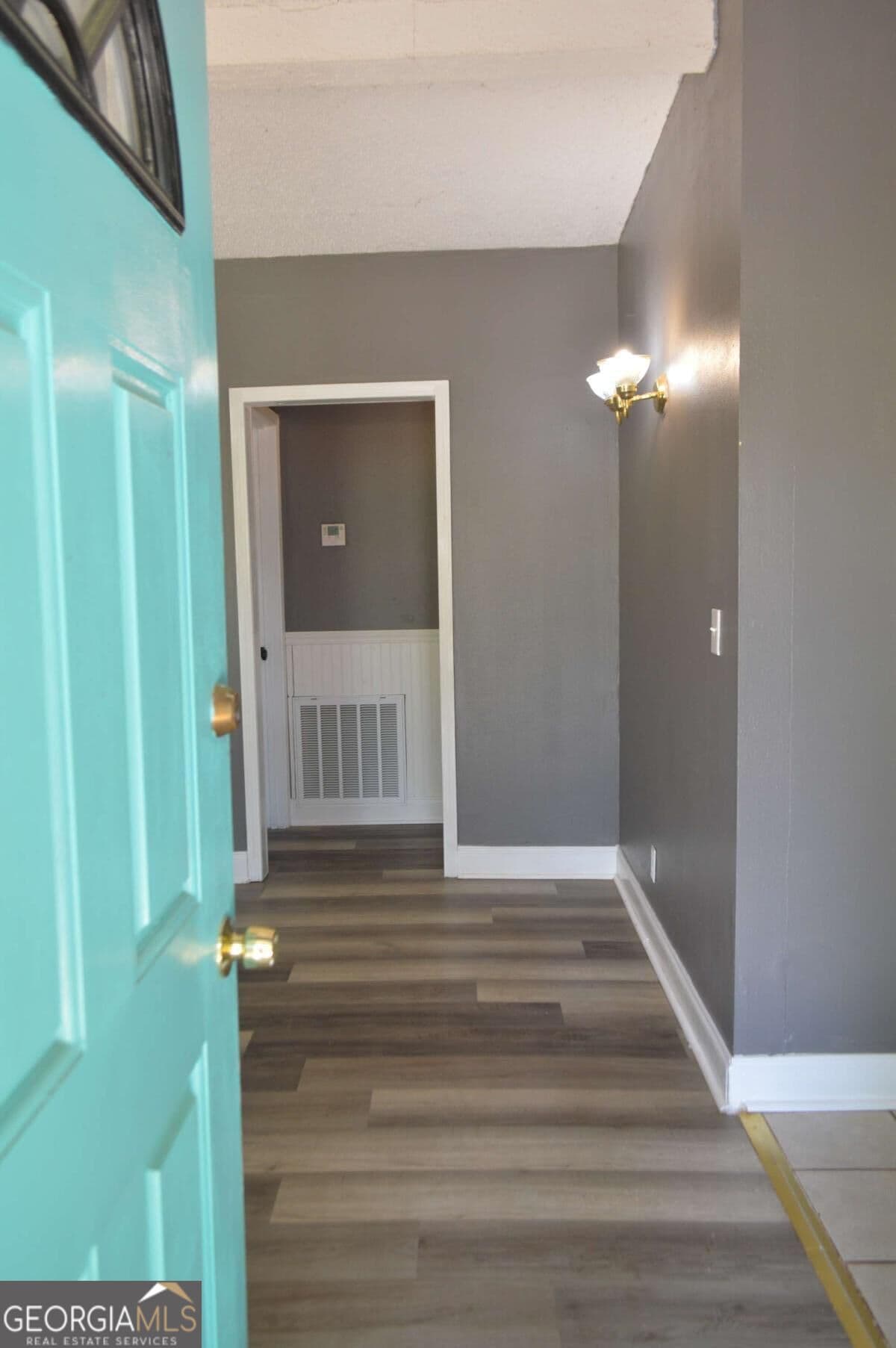 3 bedroom, 2 bathroom, 1,215 sq ft single family residence for sale at 66 Topaz Lane, Royston, GA 30662 — photo 2