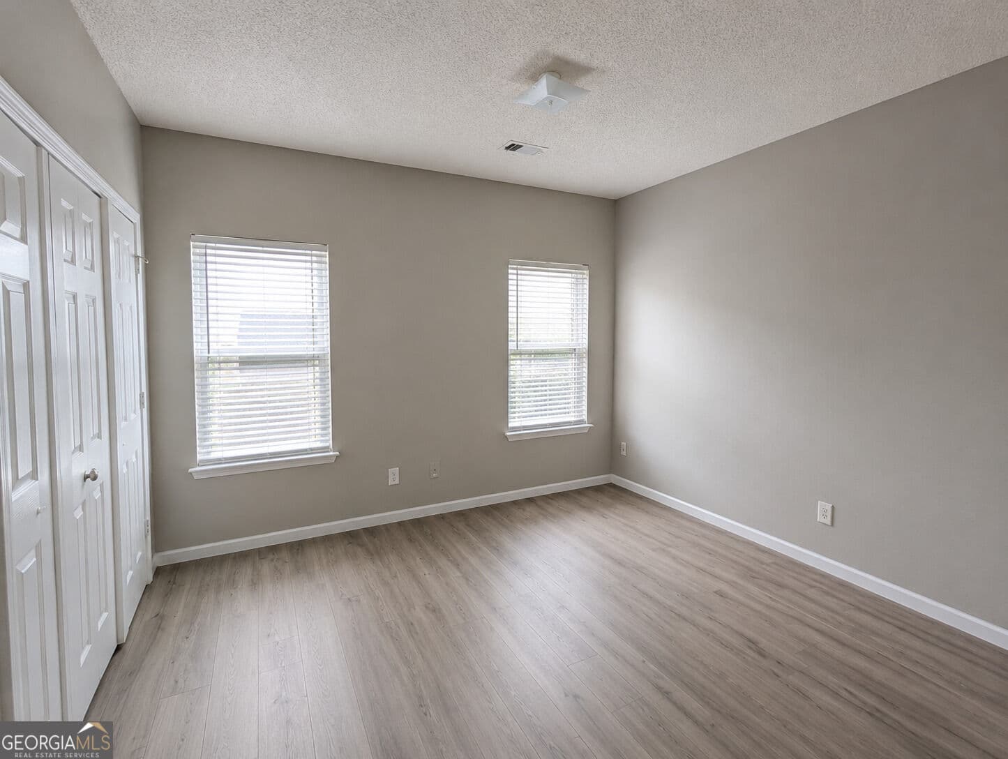 4 bedroom, 2.5 bathroom, 1,844 sq ft single family residence for rent at 7760 Newbury Drive, Jonesboro, GA 30236 for $1,950 a month — photo 6