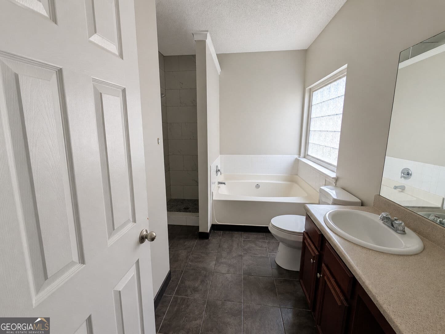 4 bedroom, 2.5 bathroom, 1,844 sq ft single family residence for rent at 7760 Newbury Drive, Jonesboro, GA 30236 for $1,950 a month — photo 8