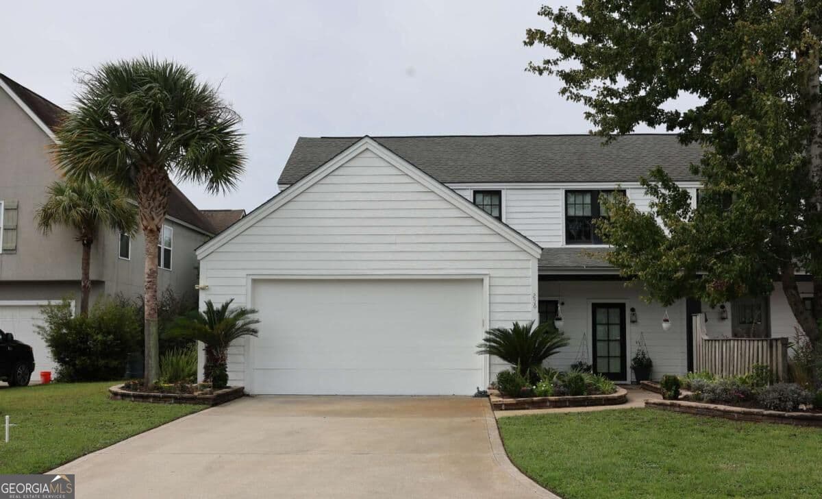 3 bedroom, 3.5 bathroom single family residence for sale at 256 Bottlebrush Walk, Brunswick, GA 31525 — photo 1 of 70