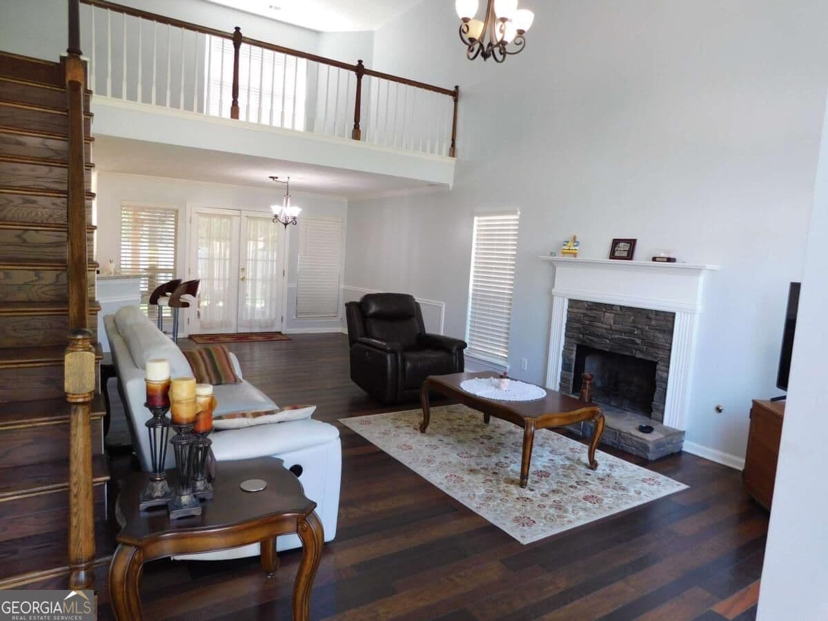 3 bedroom, 2.5 bathroom, 1,755 sq ft single family residence for sale at 214 Summer Hill Circle, Stockbridge, GA 30281 — photo 7