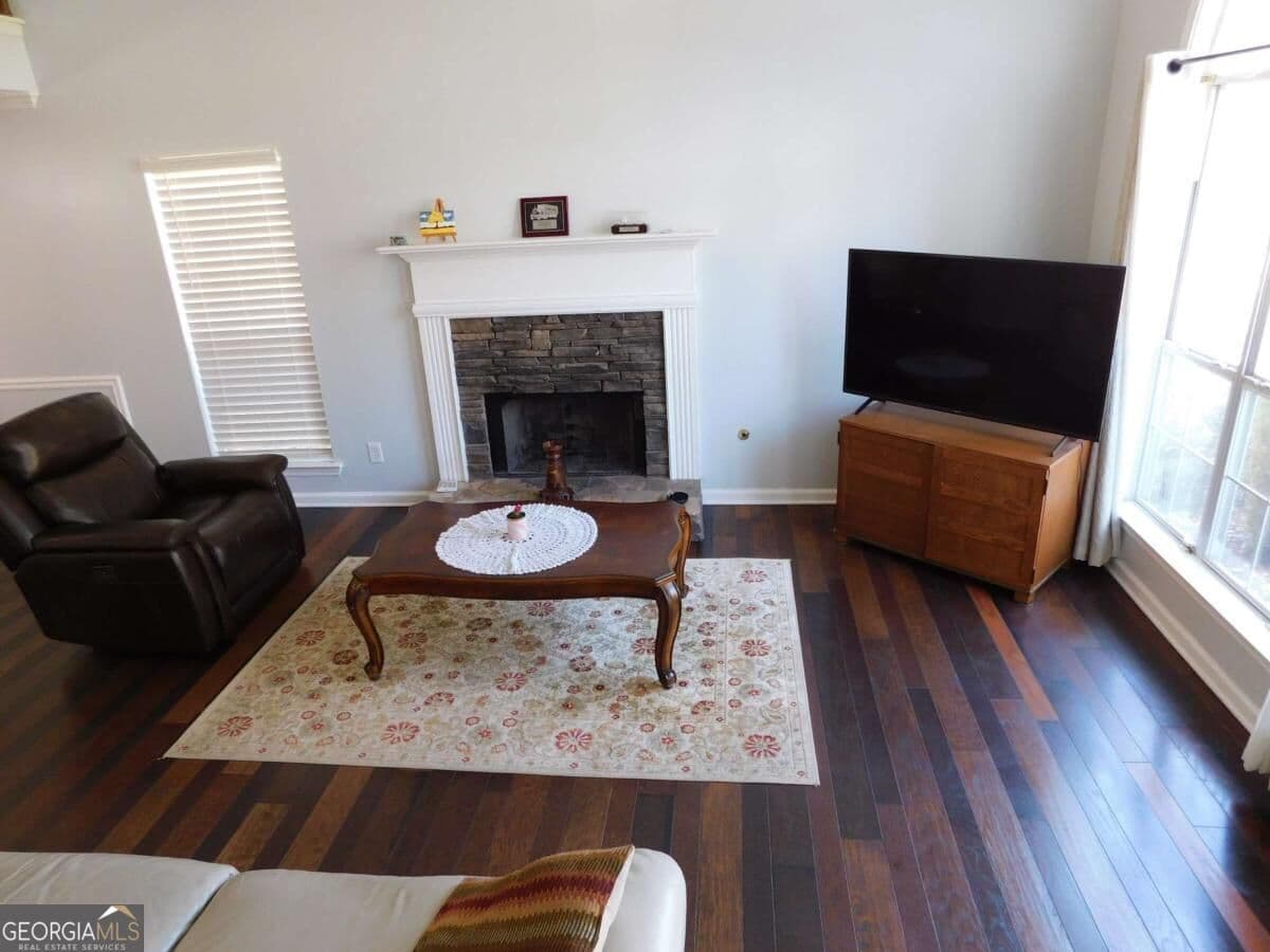 3 bedroom, 2.5 bathroom, 1,755 sq ft single family residence for sale at 214 Summer Hill Circle, Stockbridge, GA 30281 — photo 9
