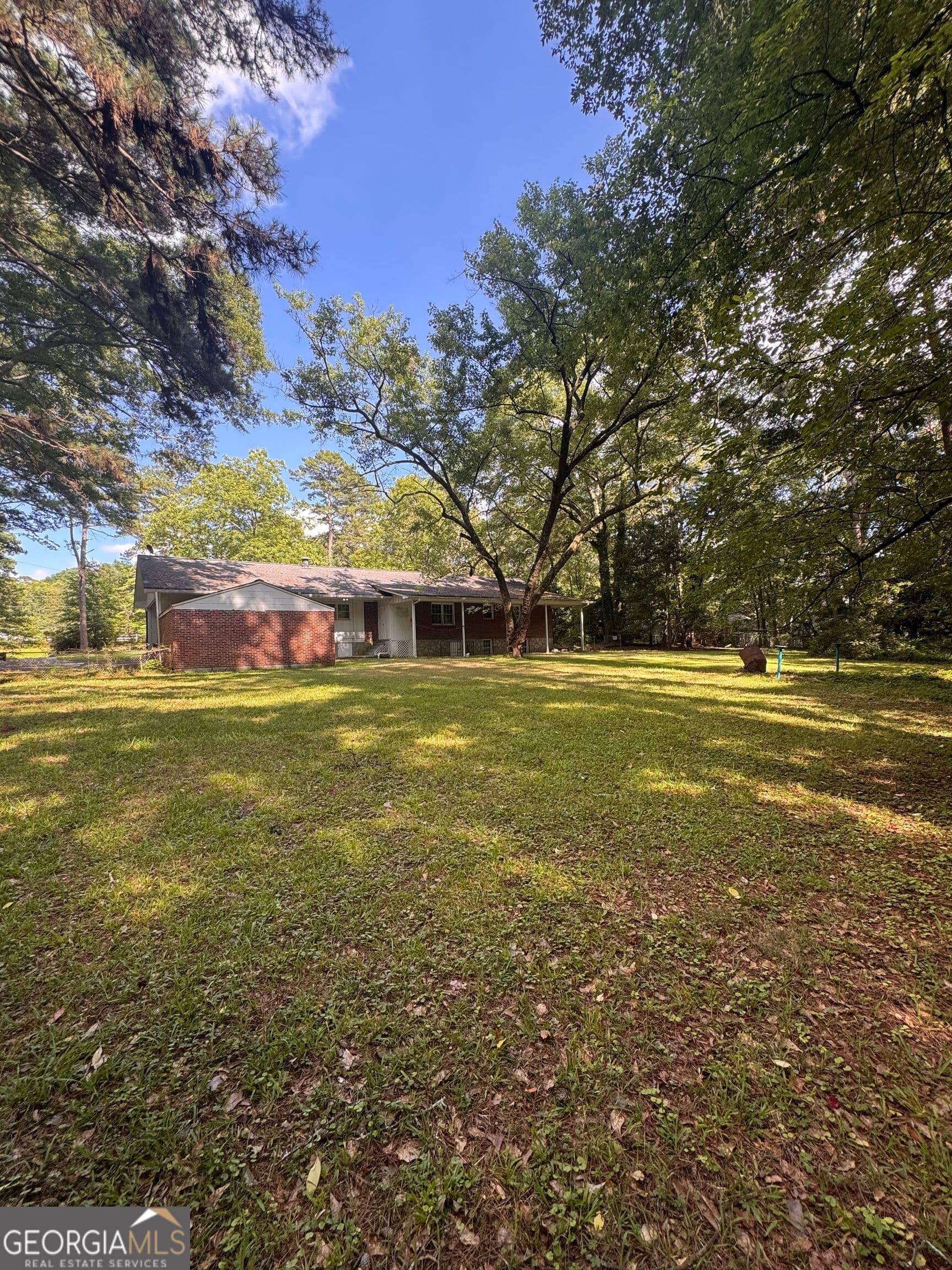 3 bedroom, 2 bathroom, 1,837 sq ft single family residence for sale at 2934 Union Grove Road, Conyers, GA 30012 — photo 9