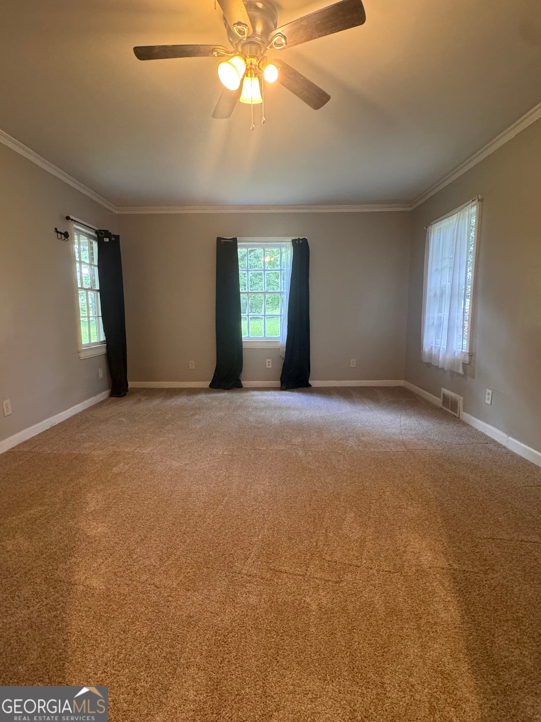 3 bedroom, 2 bathroom, 1,837 sq ft single family residence for sale at 2934 Union Grove Road, Conyers, GA 30012 — photo 4