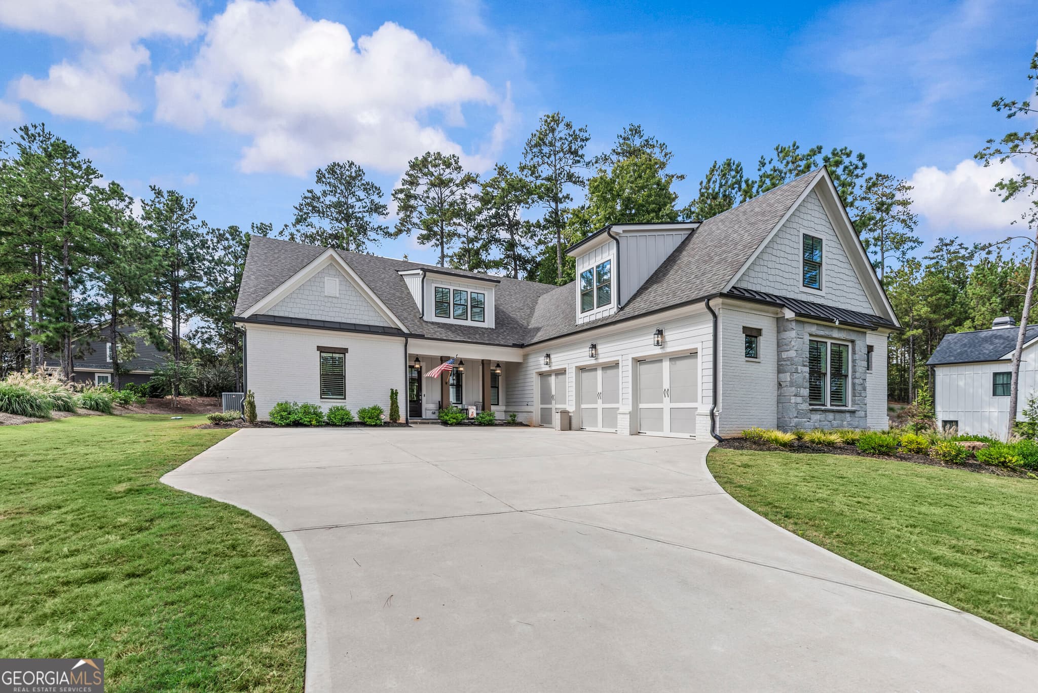 5 bedroom, 3.5 bathroom, 4,200 sq ft single family residence for sale at 1141 Glen Eagle Drive, Greensboro, GA 30642 — photo 3