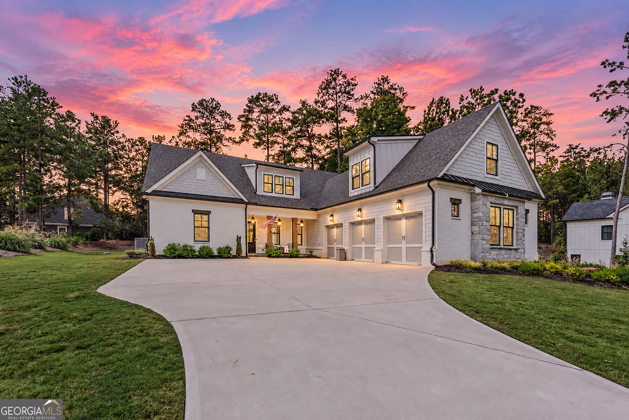 5 bedroom, 3.5 bathroom, 4,200 sq ft single family residence for sale at 1141 Glen Eagle Drive, Greensboro, GA 30642 — photo 1 of 74
