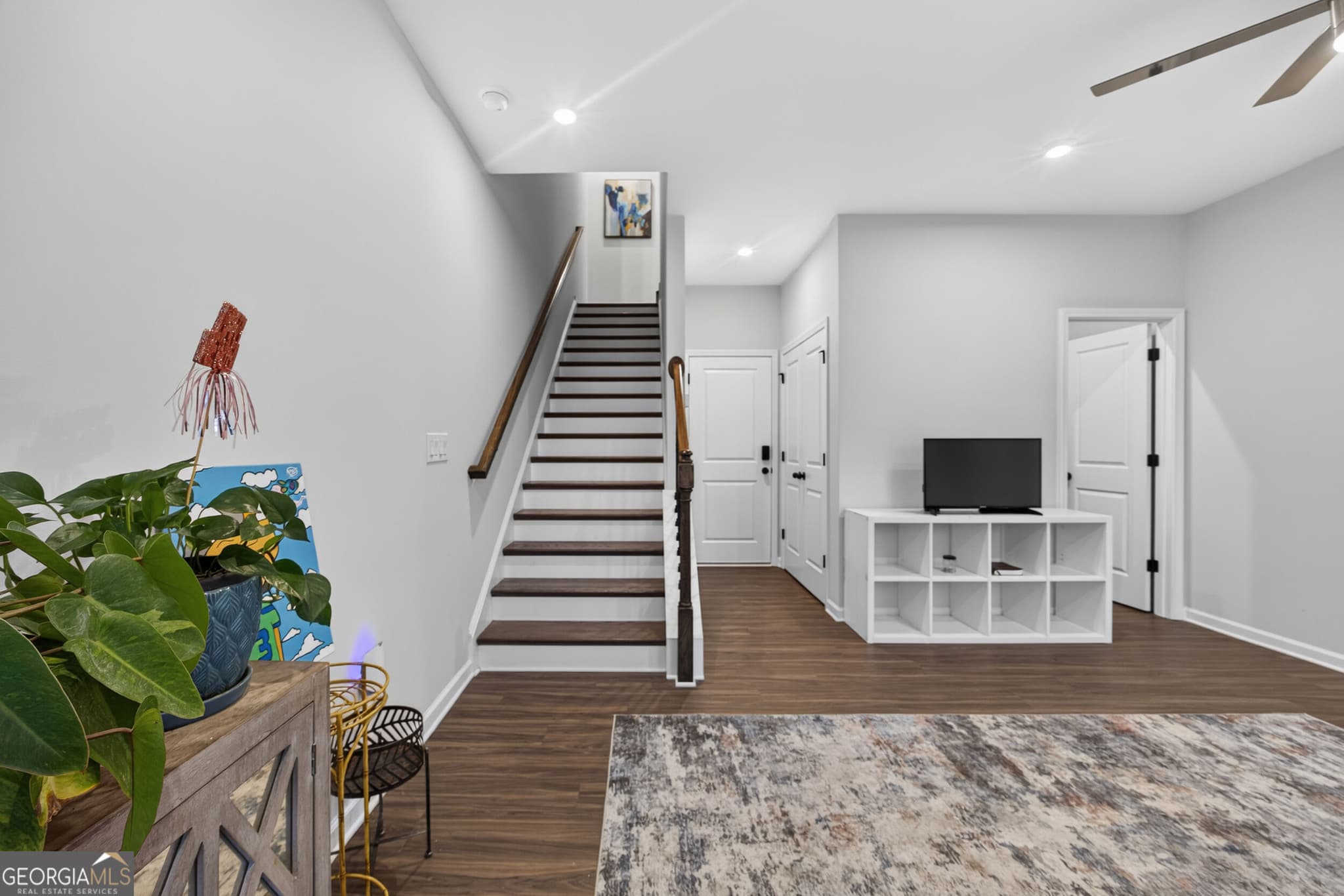 2 bedroom, 2.5 bathroom loft,townhouse for sale at 2656 Brookview Lane, Atlanta, GA 30318 — photo 6